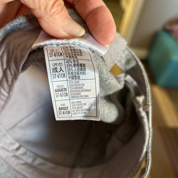 Disney Mickey Mouse Embroidered Wool Baseball Hat Unisex - Picture 10 of 10